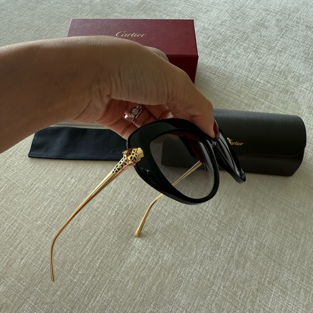 CARTIER PANTHERE SUNGLASSES BLACK AND GOLD